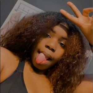 Meet your Posher, Quilla